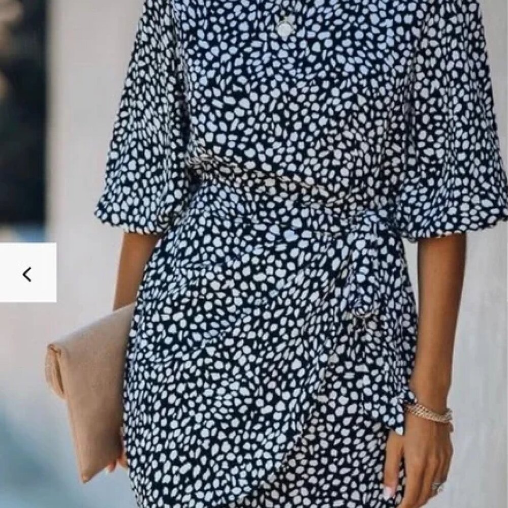 Vici Many Moons Ago Puff Sleeve Tie Waist Dress